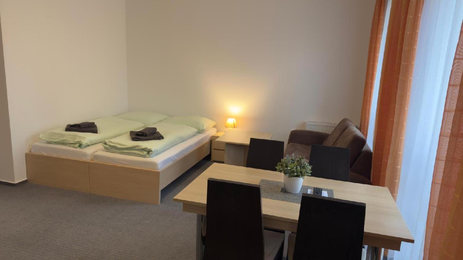 Apartmany Sport With Garage Apartment